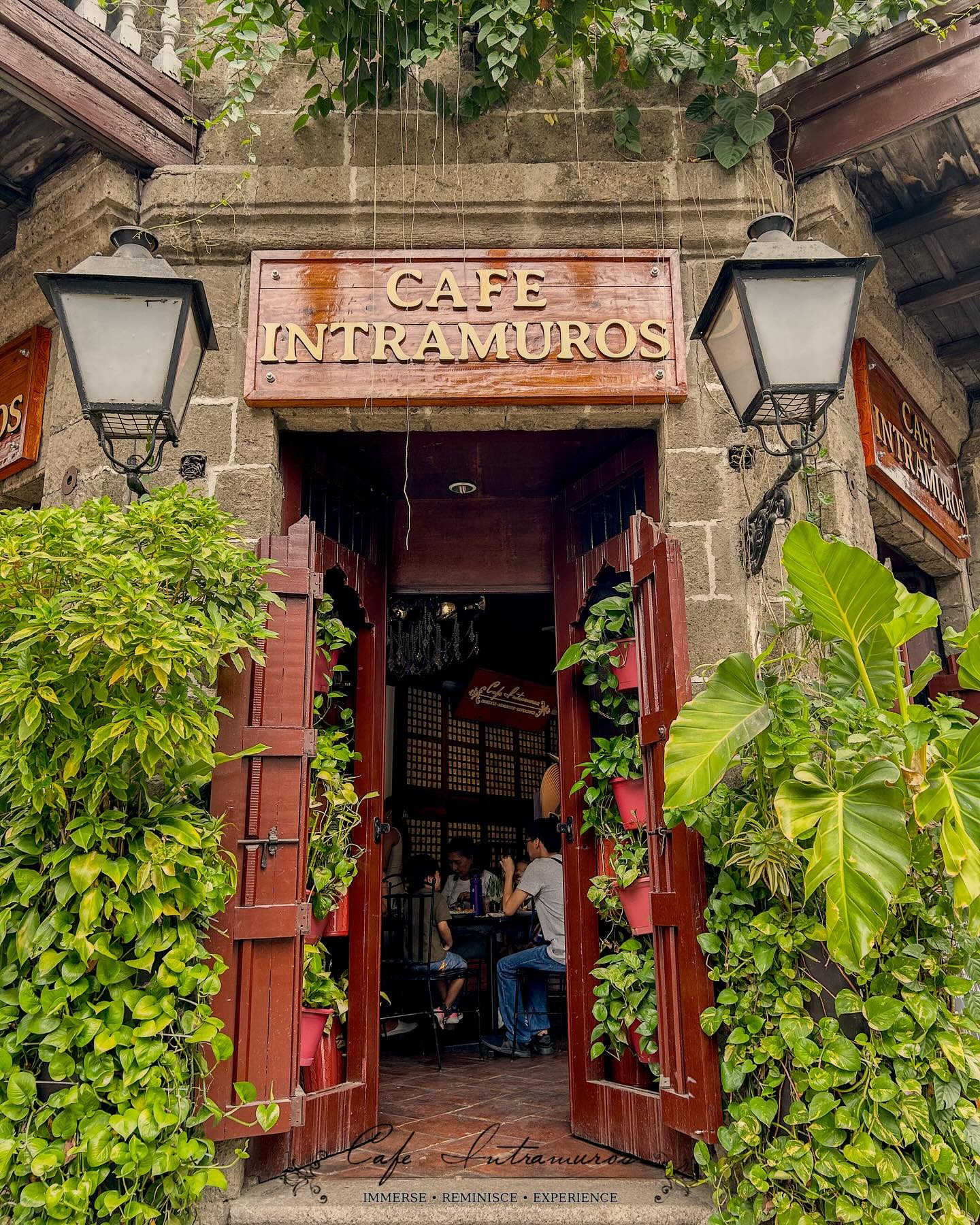 Cafe Intramuros