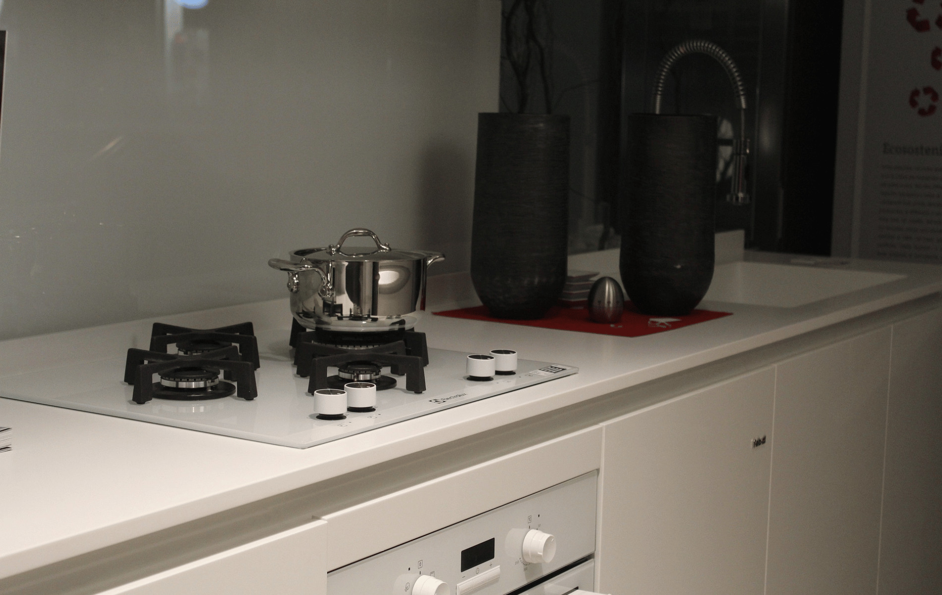 Obro Invisible Induction Hob IV6F