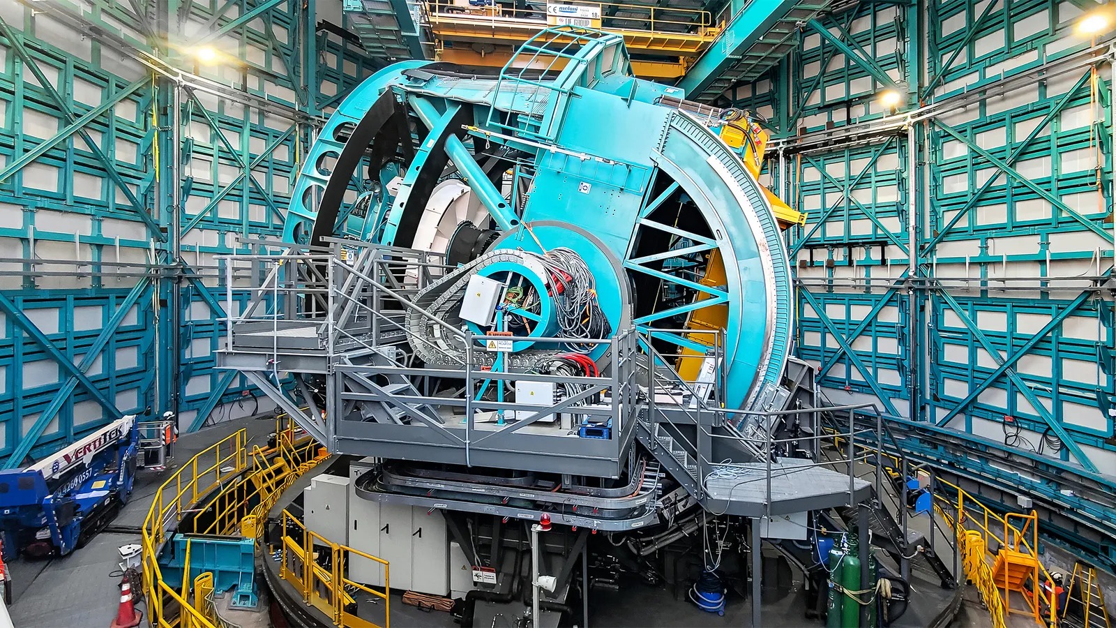 The Technology Behind the Telescope