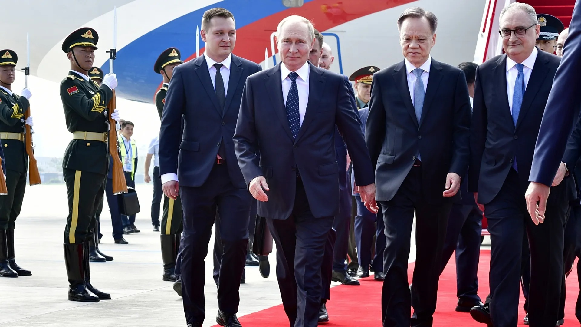 Forum in Vladivostok: Showcasing Resilience Amid Strains