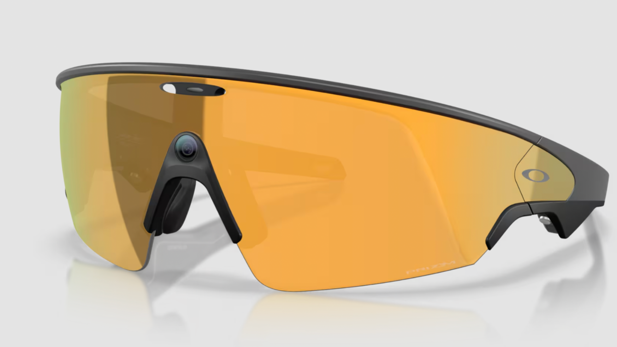 Meta Unveils Next-Gen Smart Glasses with AI Displays and Neural Controls